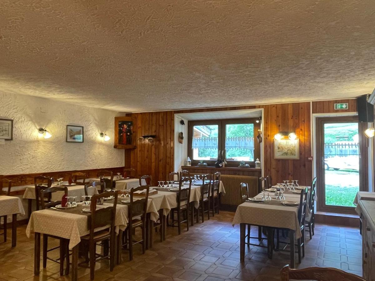 Hotel La Vanoise Bessans Exteriör bild