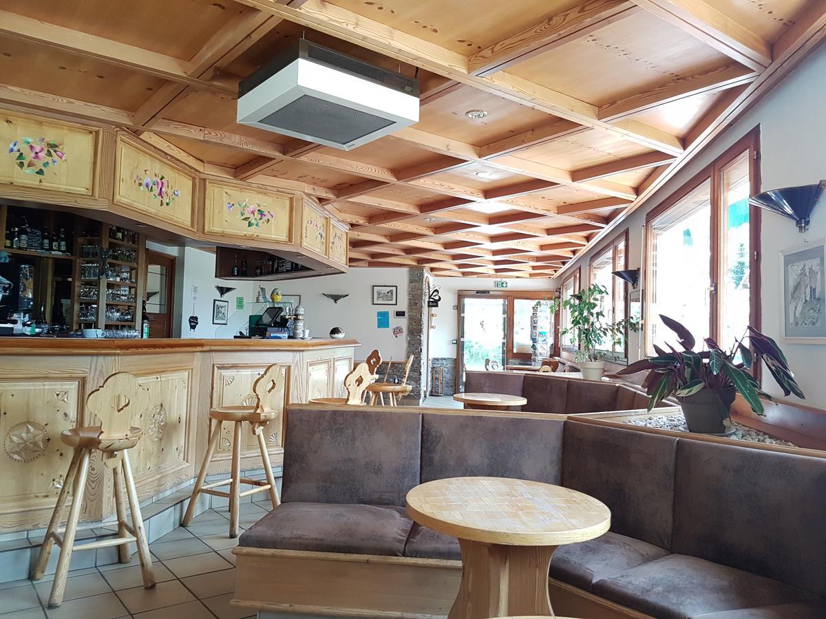Hotel La Vanoise Bessans Exteriör bild