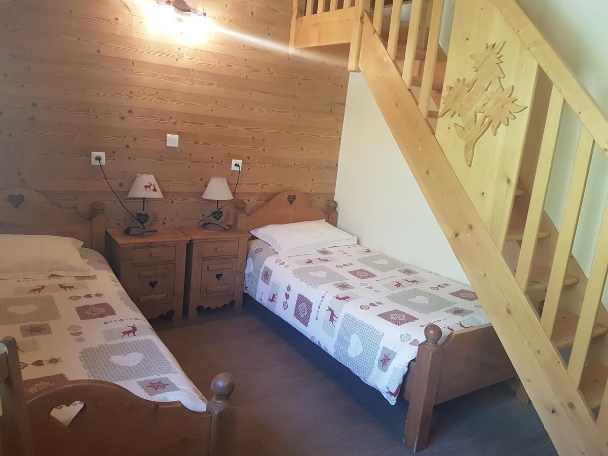 Hotel La Vanoise Bessans Exteriör bild